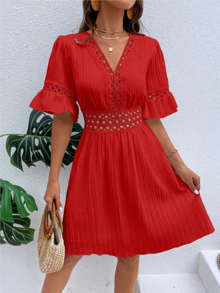 Vestido Gabi Midi com Renda e Manga Curta