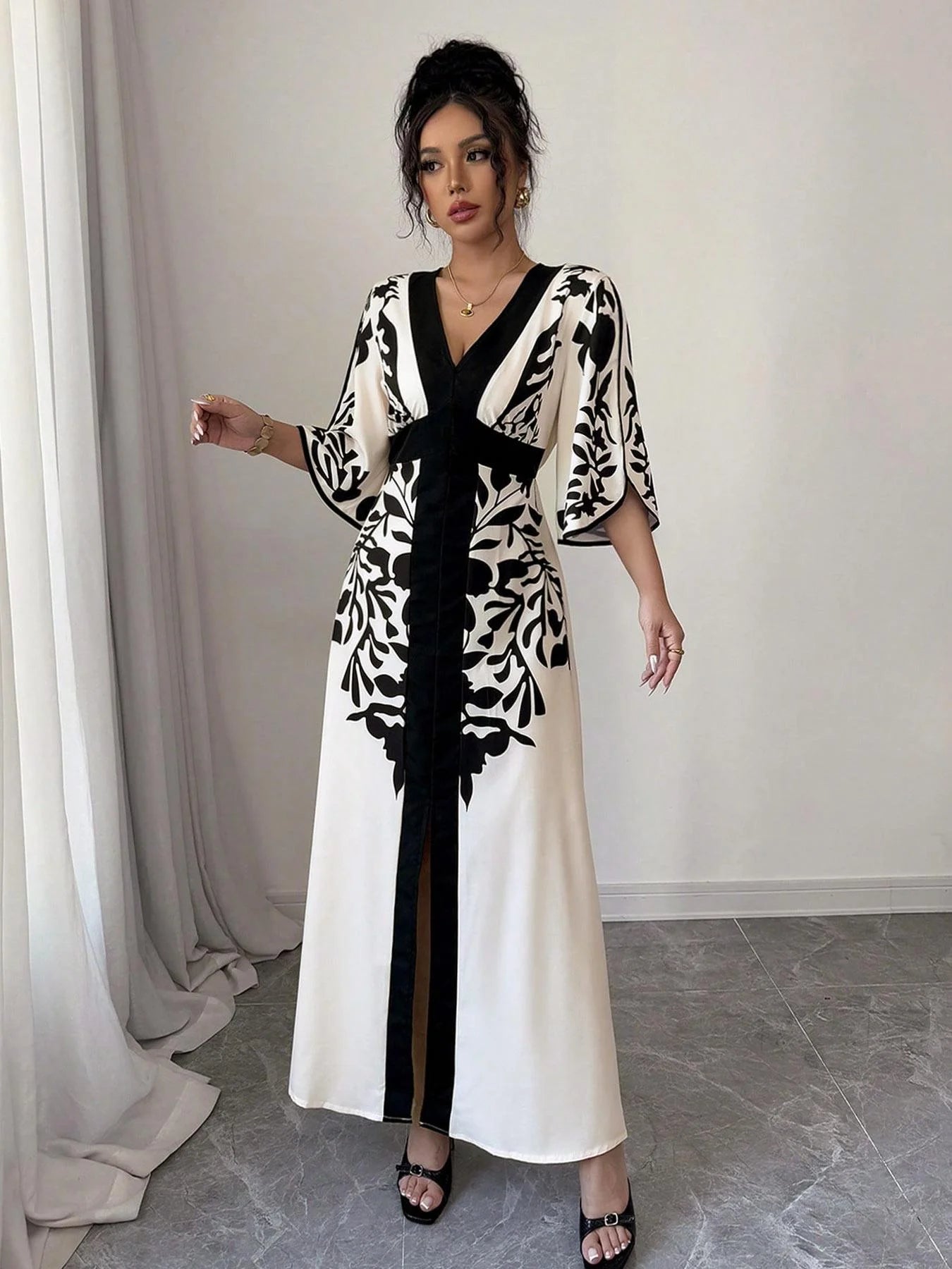 Vestido Longo Feminino Preto e Branco