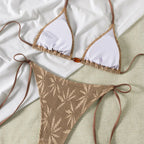 Biquíni Feminino Texturizado com Detalhes de Aplique