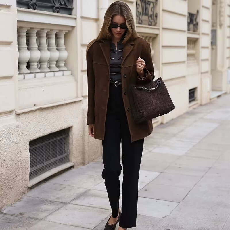 Blazer Feminino de Camurça com Botões