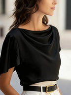 Blusa Feminina de Manga Curta com Gola Drapeada Elegante