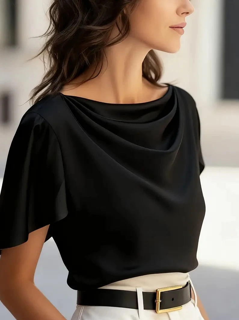 Blusa Feminina de Manga Curta com Gola Drapeada Elegante