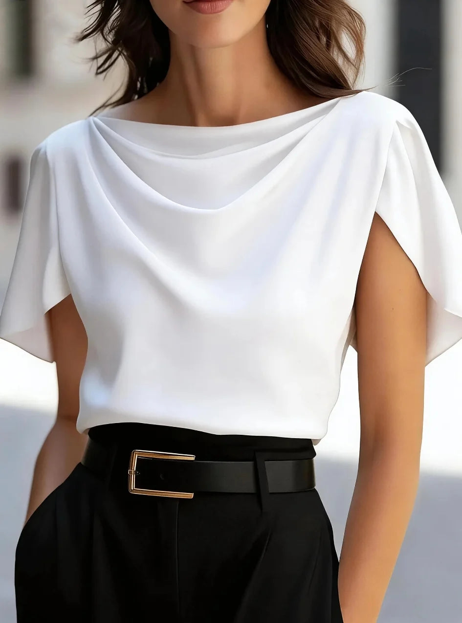 Blusa Feminina de Manga Curta com Gola Drapeada Elegante