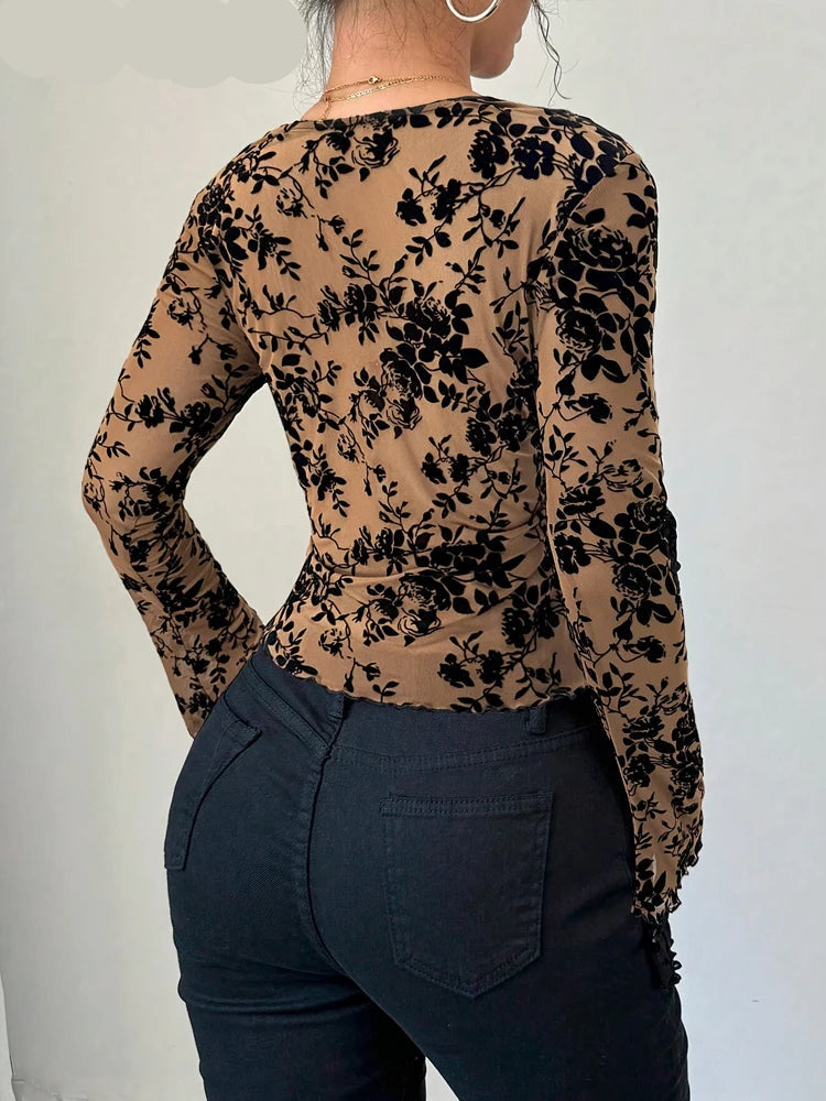 Blusa Feminina Tule com Renda e Decote V