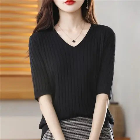 Blusa Feminina em Tricô Caxemira com Gola V