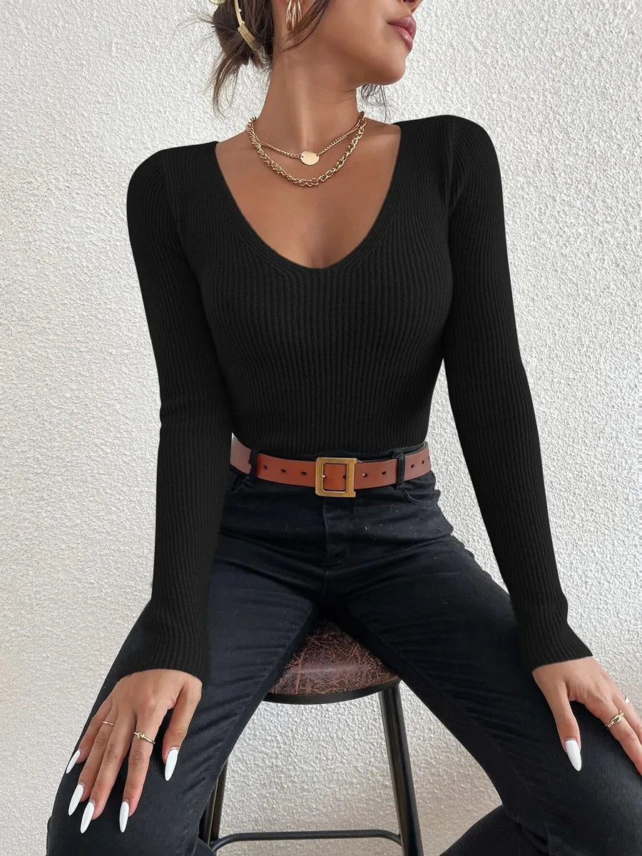 Blusa em Tricô Canelado com Decote em V Elegante