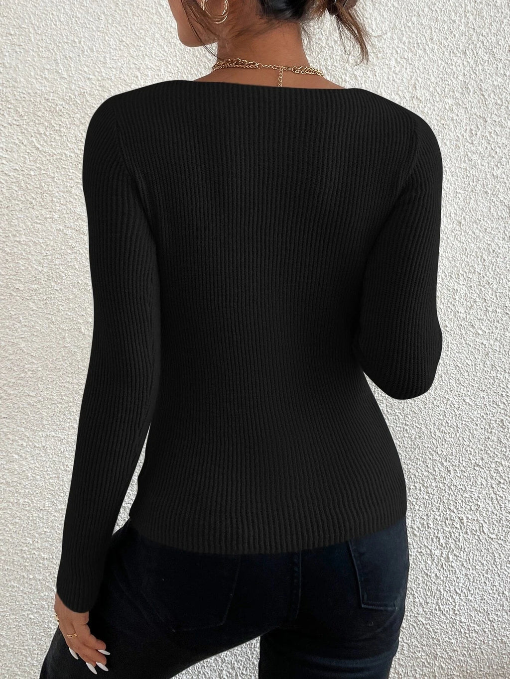 Blusa em Tricô Canelado com Decote em V Elegante