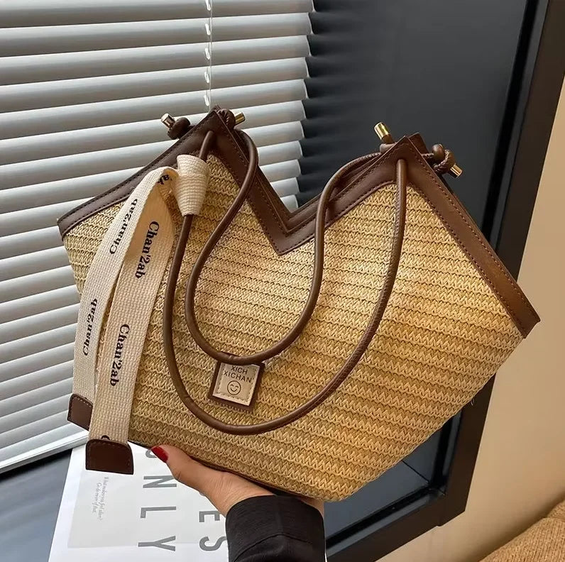 Bolsa de Ombro de Palha - Estilo Retro e Elegância