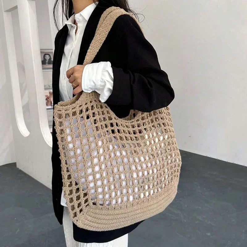 Bolsa de Praia Boho em Palha Detalhes Vazado