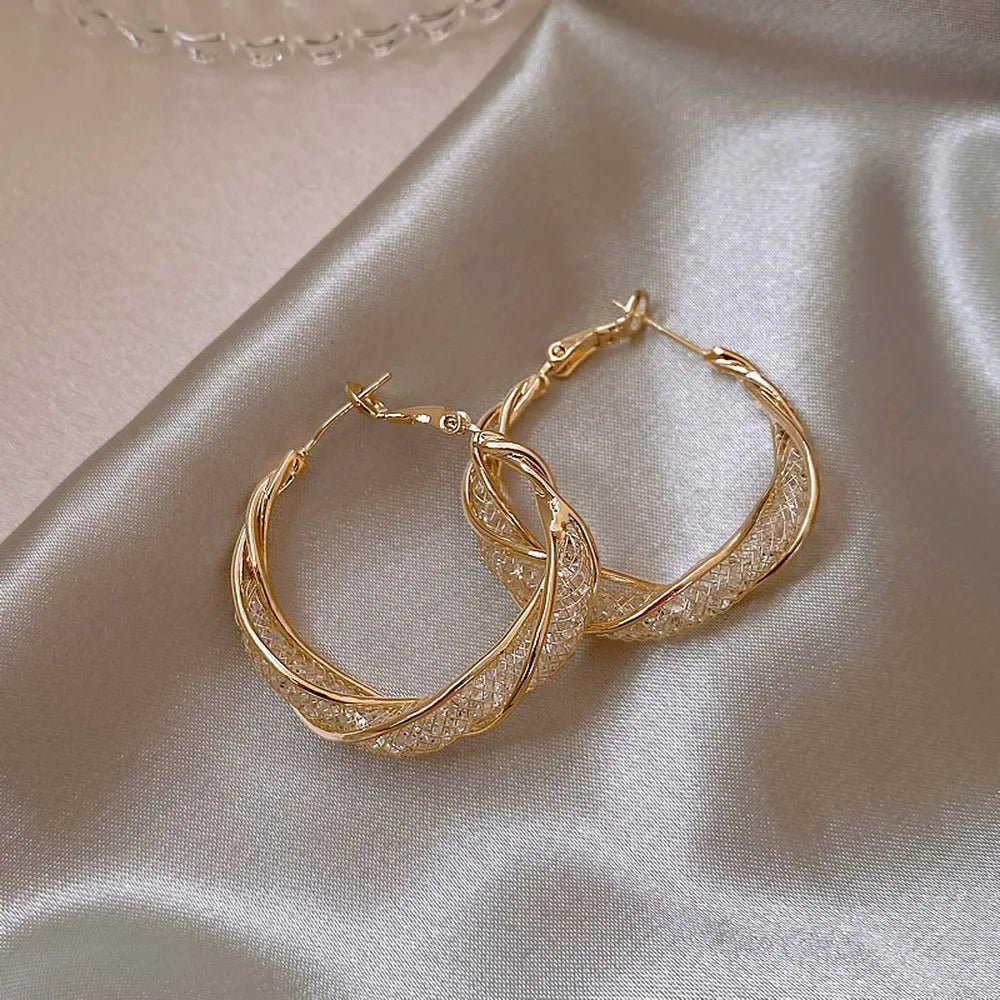 Brinco de Argola com Malha de Zircônia Dourado 3