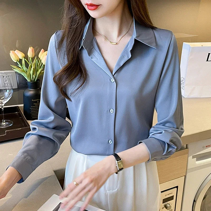 Camisa Aurora Acetinada com Botões Cinza