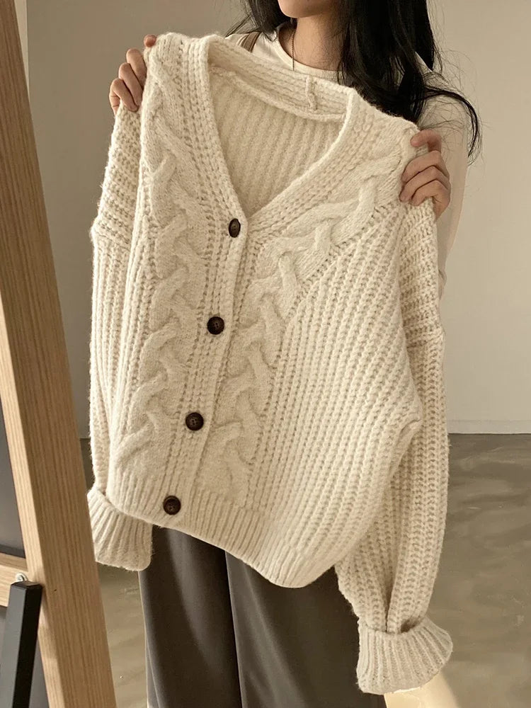 Cardigan de Trico Feminino com Botoes