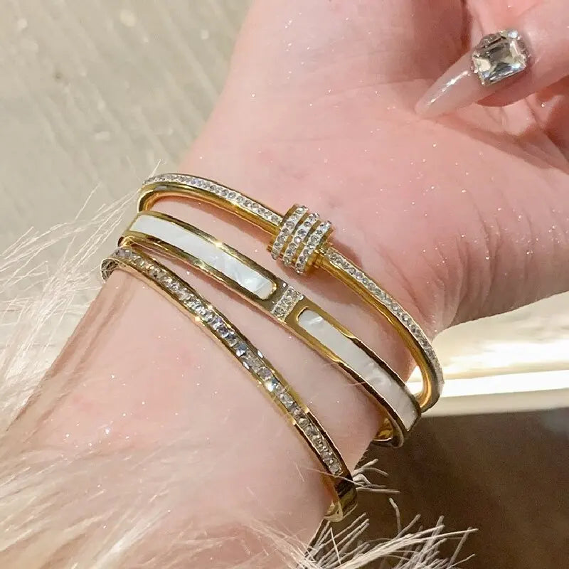Conjunto 3 Braceletes Banhados a Ouro com Zircônia