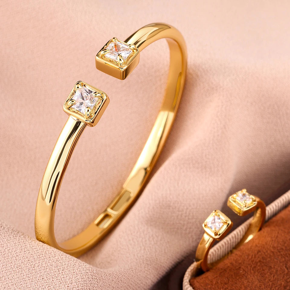 Conjunto Elegante de Anel e Pulseira Banhados a Ouro 18k