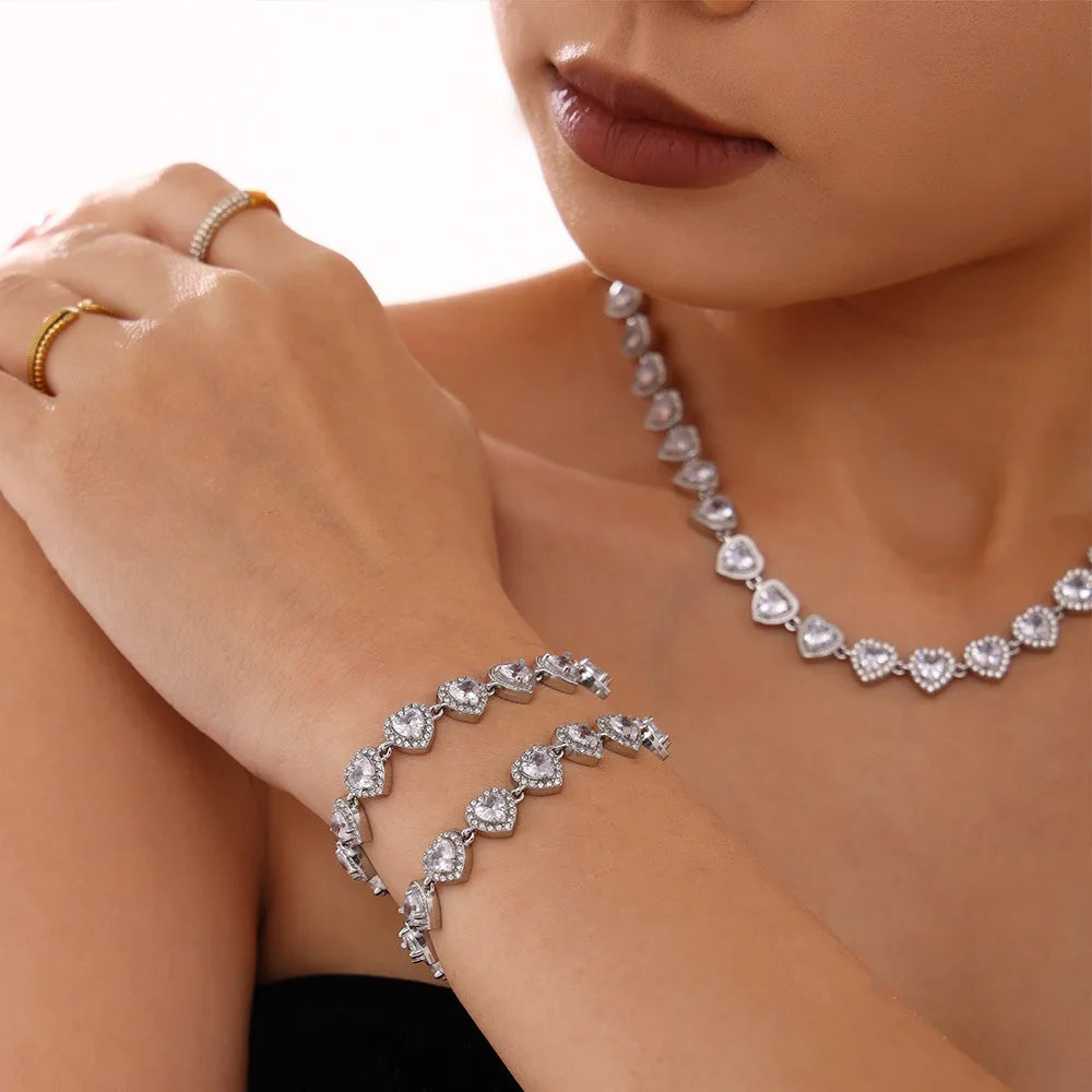 Conjunto Luxo Colar e Pulseira Coração com Zircão