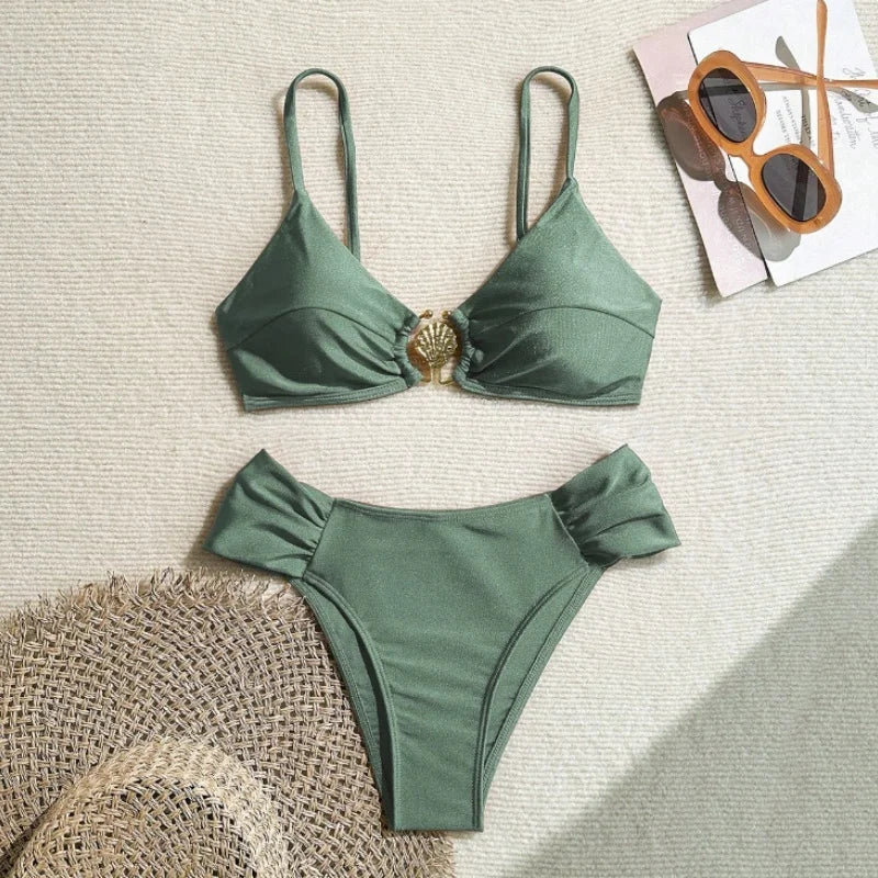 Conjunto de Biquíni Cintura Alta com Fivela Dourada