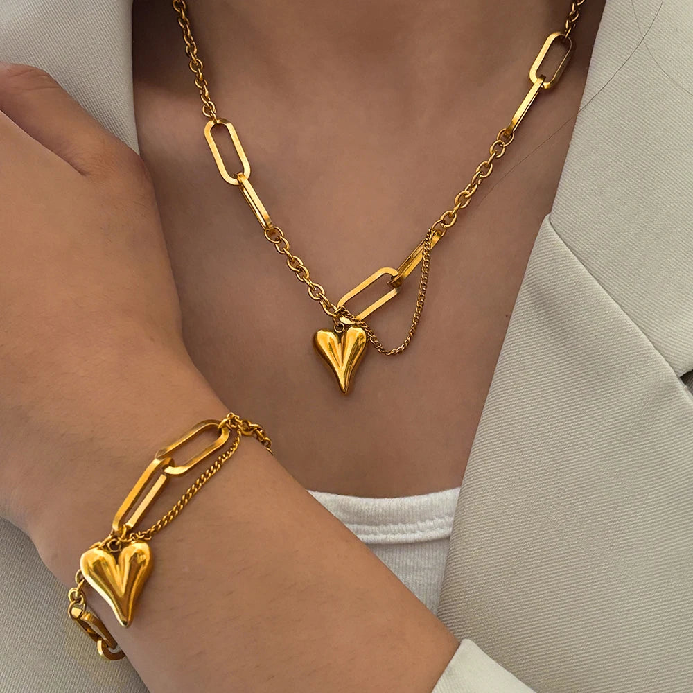Conjunto de Joias Coração Retrô