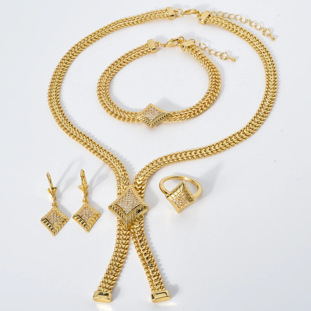 Conjunto de Joias Dourado com 4 Peças Folheado a Ouro 18k