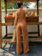 Conjunto feminino caramelo de tricot canelado com calça pantalona