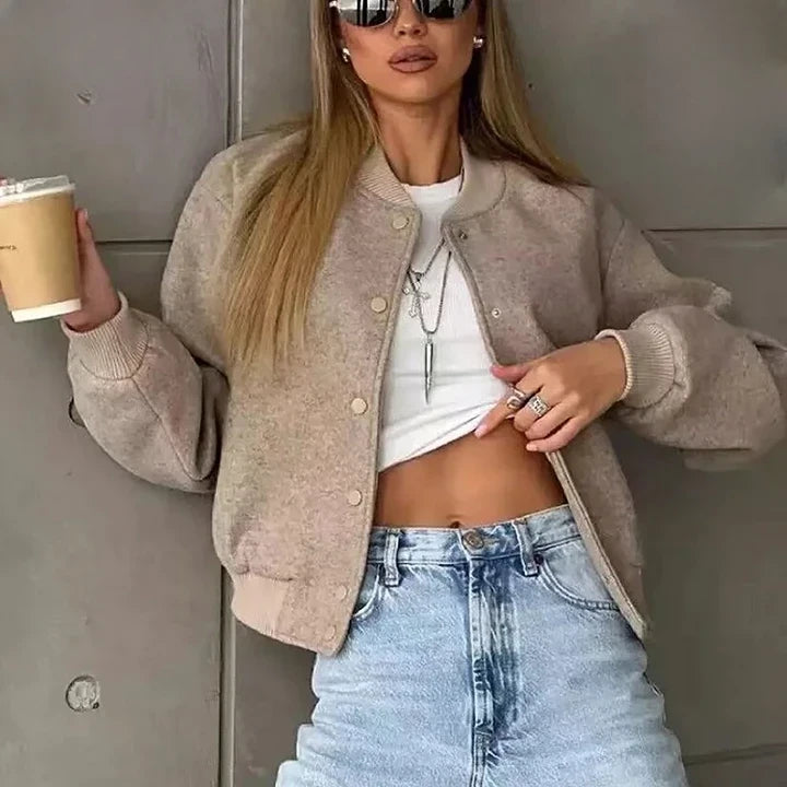 Jaqueta Cropped de Lã com Botões