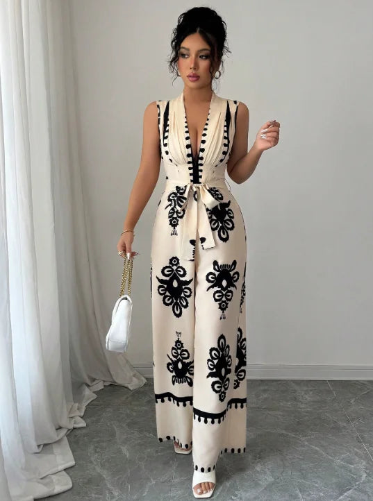 Macacão Widi Leg Elegante com Renda e Decote em V