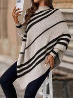 Poncho com Listras e Mangas Morcego