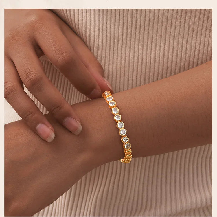 Pulseira de Zircônia Cúbica Banhada a Ouro 18K