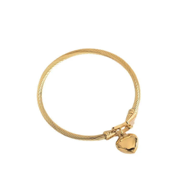 Pulseira Charm Coração Banhada a Ouro 18K