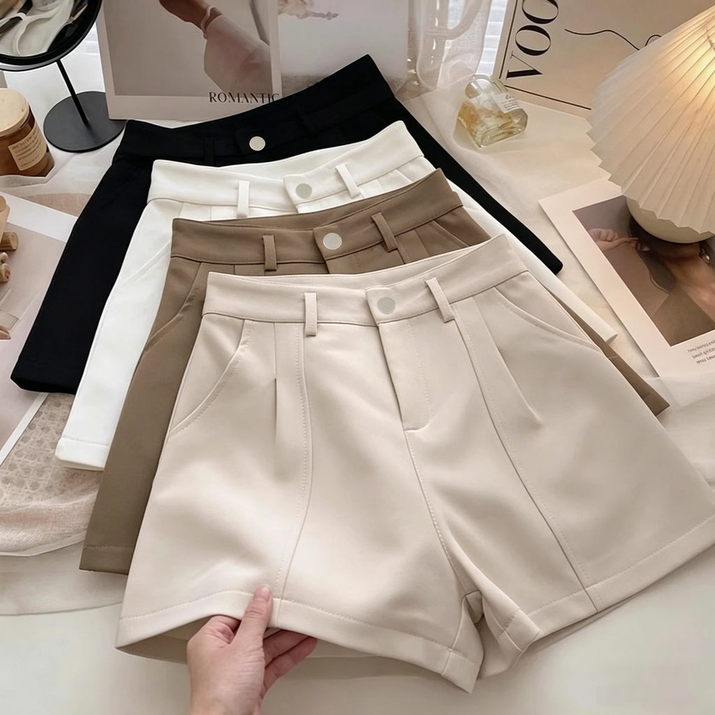 Short Feminino de Alfaiataria Soltinho com Bolsos