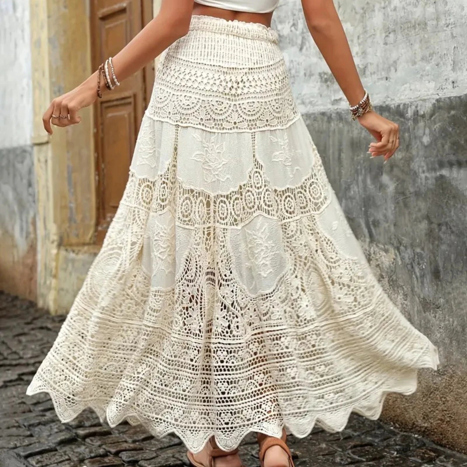 Saia Off Longa Boho de Renda Floral
