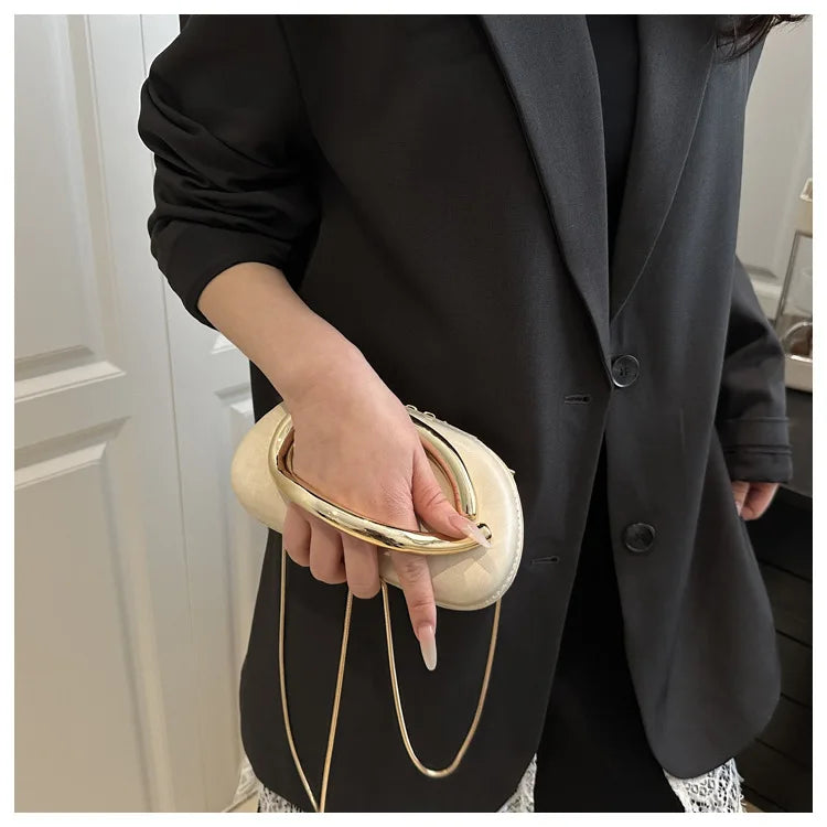 Bolsa de Luxo com Armação Metálica e Zíper