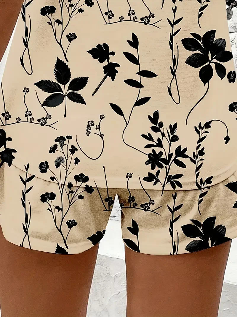 Short feminino bege com estampa floral e amarração
