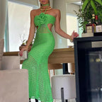 Vestido Croche Longo com Recorte e Flor 3D
