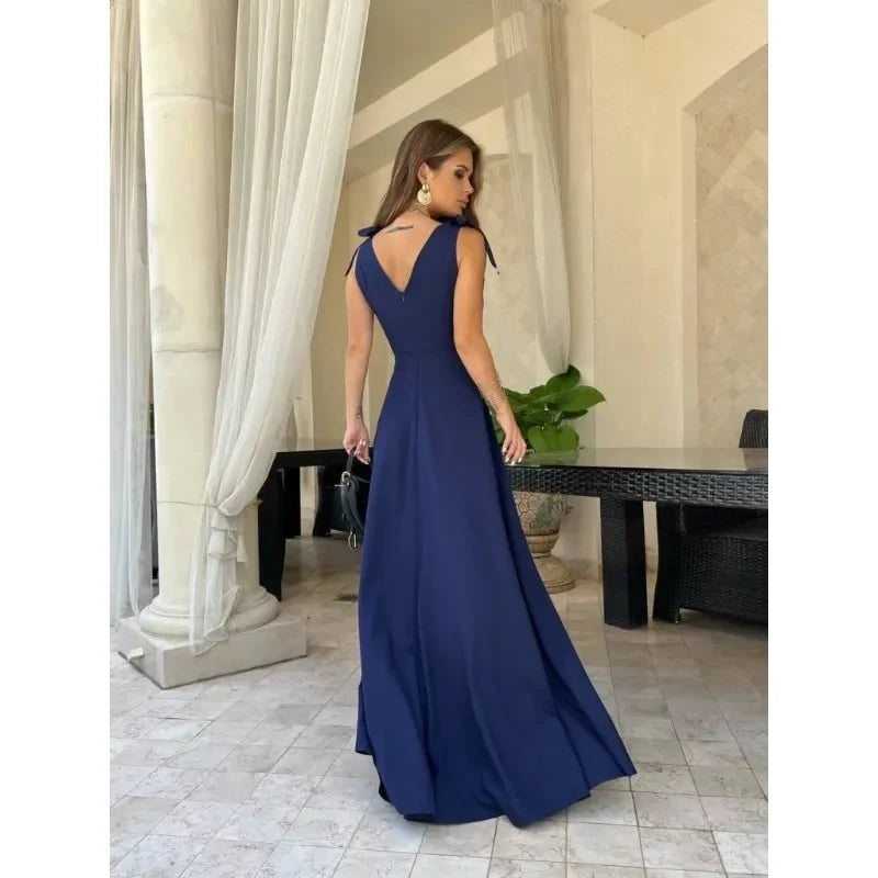 Vestido Longo Feminino Elegante com Fenda e Decote V