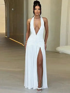 Vestido Longo Halter Sem Costas com Fenda Lateral