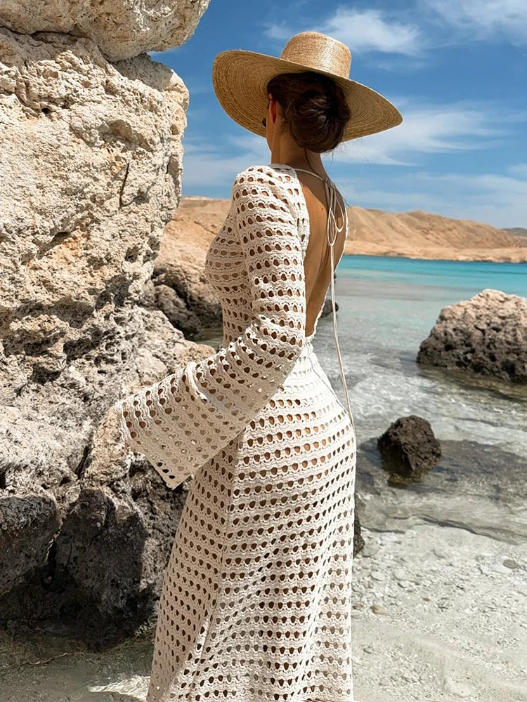 Vestido Maxi Praia Detalhe nas Costas Manga Longa Flare