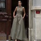 Vestido Maxi Sem Mangas Plissado com Zíper