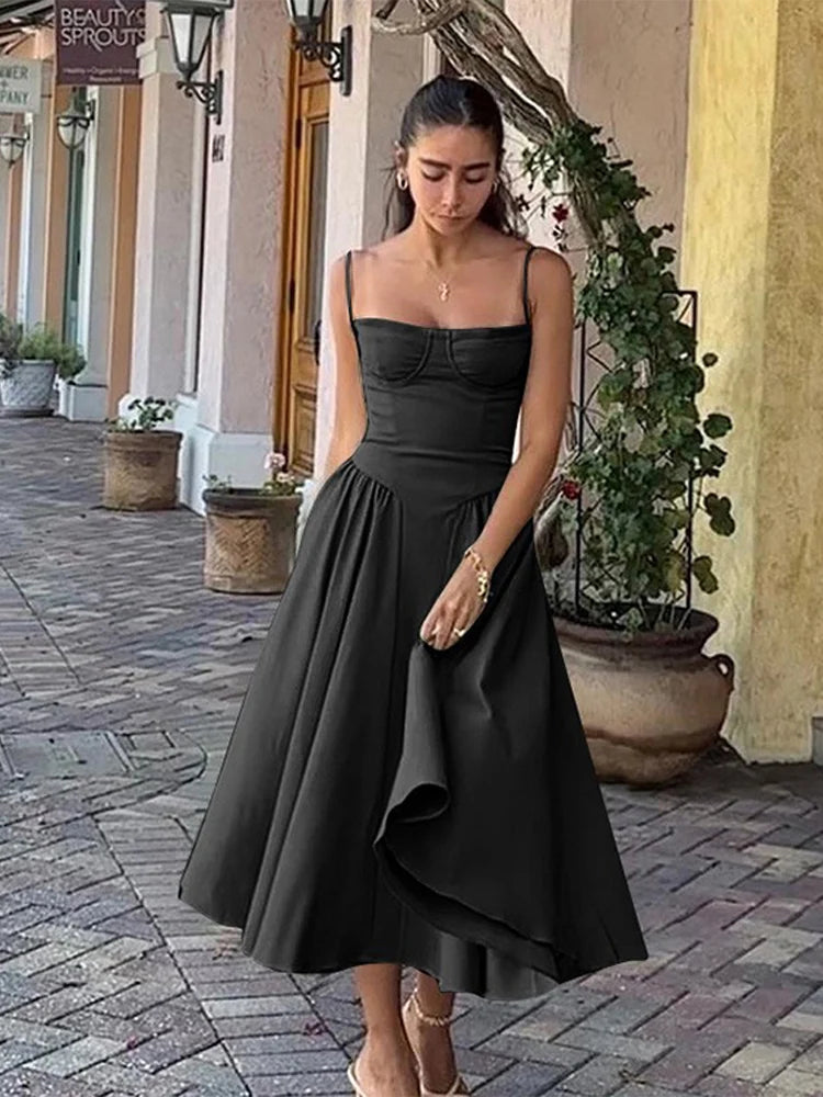 Vestido Midi Evase de Alça Preto