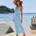 Vestido de Praia Feminino em Malha Vazado Sem Mangas