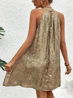 Vestido feminino champagne de modelagem soltinha
