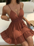 Vestido feminino chocolate curto com renda e laço nas costas