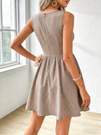 Vestido feminino xadrez com amarração frontal
