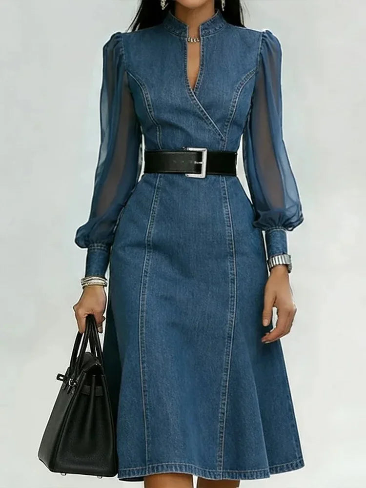 Vestido jeans midi feminino com mangas em tule e cinto